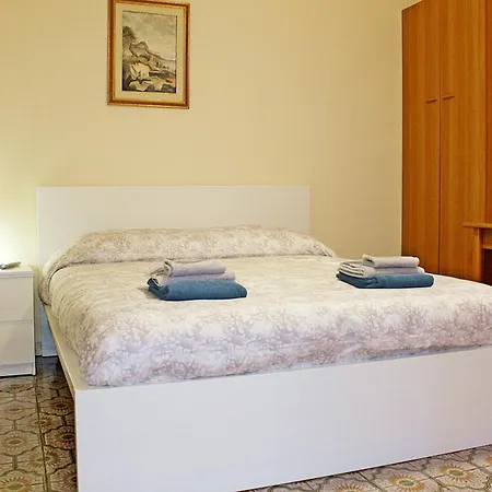 Alle Due Torri Apartment *