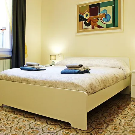 Alle Due Torri Apartment Bologna